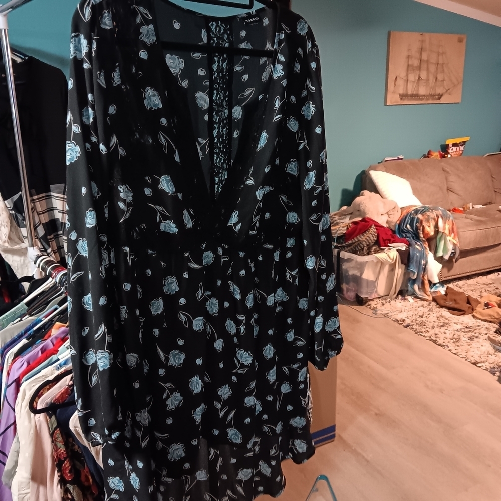 Torrid Floral Black and Blue Dress - Picture 4 of 8